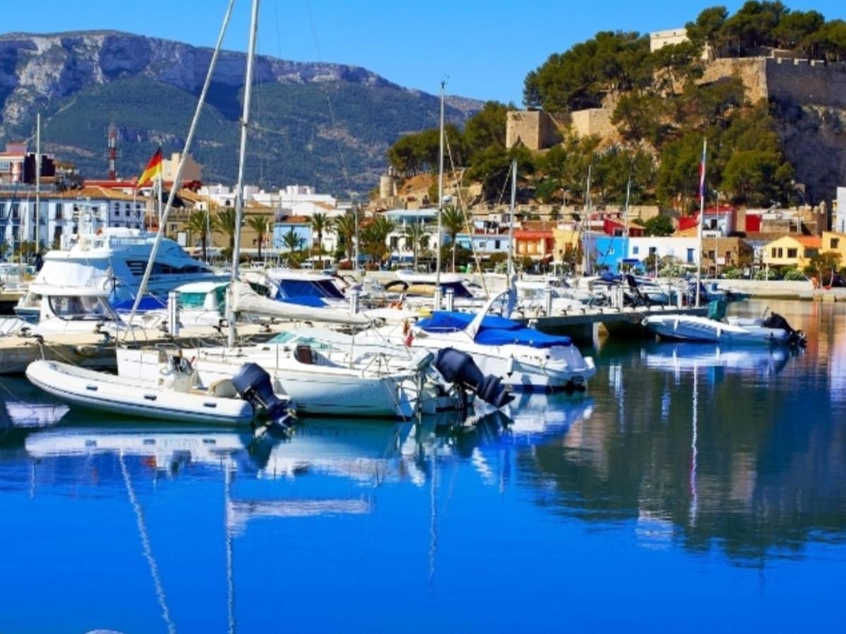 Denia Deluxe Beach & City Exterior photo