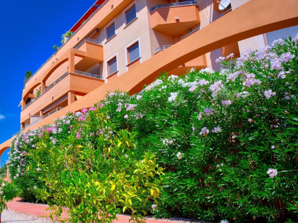 Denia Deluxe Beach & City Exterior photo